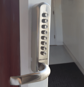 BL6000 - Narrow stile, heavy duty keypad with double button pressing functionality and free passage mode