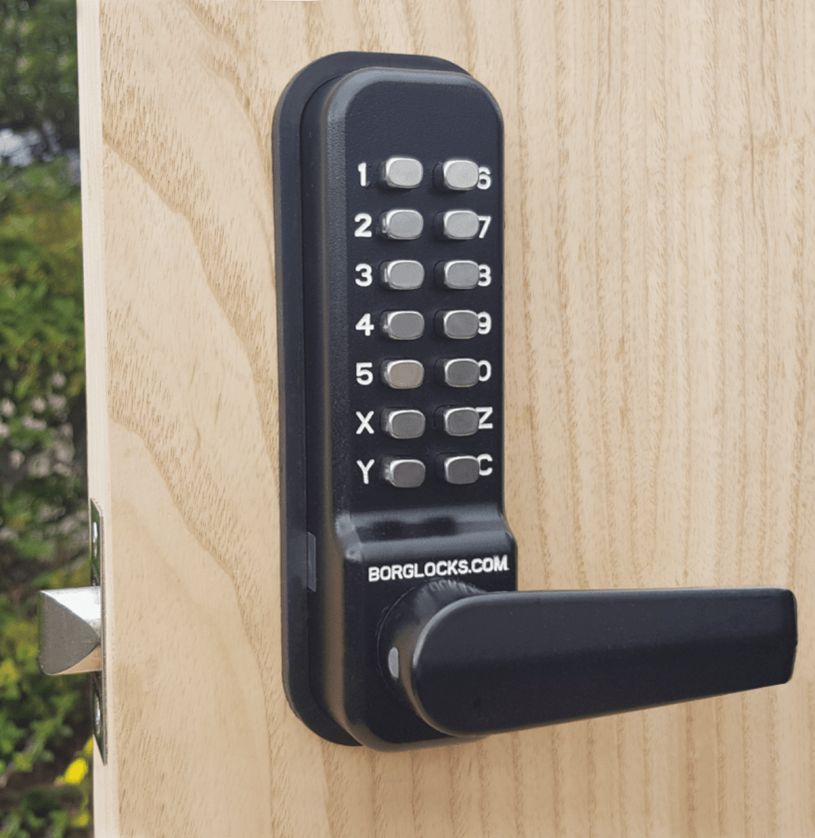 BL4401 - Marine grade, free turning lever handle keypad, inside holdback lever handle & 60mm tubular latch