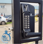 BL3400DKO - Metal gate lock with free turning lever keypad, 65-80mm latchbolt, inside holdback lever handle & key override